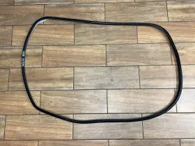 1pm0a Infiniti 76923 15-19 Q70l - Rear Right Passenger Side Door Body Weatherstrip Seal Oem