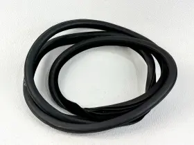 76924-5da1a Infiniti 17-19 Qx30 Rear Left Lh Driver Side Door Wheatherstrip Seal Cover Oem