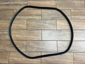 84830-1ma0b Infiniti 84830 1ma0a 15-19 Q70l - Trunk Deck Lid Body Weatherstrip Seal Oem