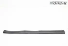 Kgg145102150 Infiniti 2014-2017 Qx70 Rear Left Door Lower Weatherstrip Seal Oem Kgg145102150 Infiniti 2014-2017 Qx70 Rear Left Door Lower Weatherstrip Seal Oem