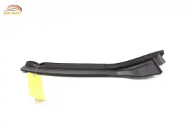 J9d325384 Jaguar I-pace Rear Right Passenger Door Lower Weatherstrip Seal Oem 2019 - 2023