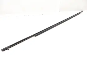 Cge000492 Land Rover 10-16 Lr4 Hse L319 - Front Left Exterior Door Window Slot Seal / Trim #2