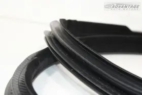 Lr163129 Land Rover 2013-2022 Range L405 Front Right Side Door Body Weatherstrip Seal Oem #3