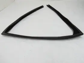 9.05.2023 Land Rover Md81 670 Range 2014 Rear Left Driver Door Window Weatherstrip Seal 14-17 7 #2