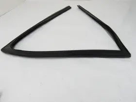 9.05.2023 Land Rover Md81 670 Range 2014 Rear Left Driver Door Window Weatherstrip Seal 14-17 7 #3