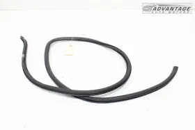 62311-30260 Lexus 2013-2020 Gs350 Sedan Front Right Side Doorway Weatherstrip Seal Oem