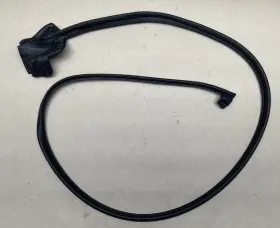 67861-53040 Lexus 10-15 Is250c Is350c Front Right Door Weatherstrip Seal