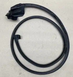 67862-53040 Lexus 10-15 Is250c Is350c Front Left Door Weatherstrip Seal