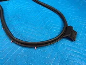 67862-60120 Lexus Gx470 Front Drivers Door Weatherstrip 2003-2009 Oem #3