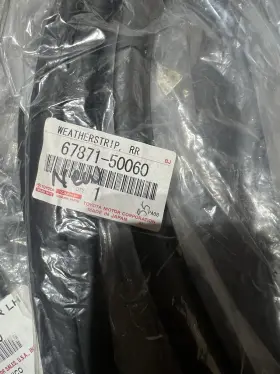 67871-50060 Lexus 67864-50040 New Ls460 Front Door Upper Weatherstrip Molding Rubber 2007-17