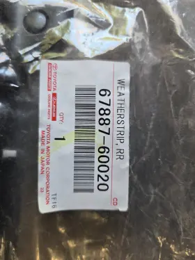 67887-60020 Lexus New Oem Genuine Door Weather-strip