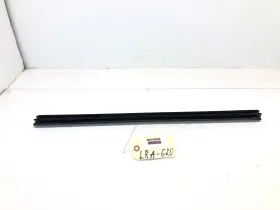 Lj7b-s20571-a Lincoln 2020-2025 Corsair Left Driver Front Window Inner Belt Weatherstrip Oem Lj7b-s20571-a Lincoln 2020-2025 Corsair Left Driver Front Window Inner Belt Weatherstrip Oem
