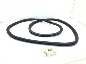 Lj7b-s20708-aa Lincoln 2020-2025 Corsair Right Passenger Front Door Weatherstrip Seal Oem
