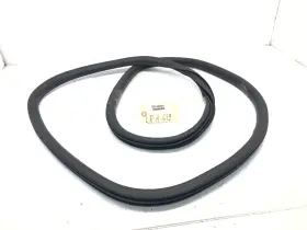 Lj7b-s253a10-aa Lincoln 2020-2025 Corsair Left Driver Rear Door Weatherstrip Seal Oem