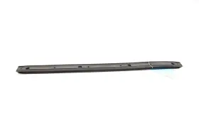 670033839 Maserati Levante Rear Left Side Door Lower Weatherstrip Seal Oem 2017 - 2020 #3