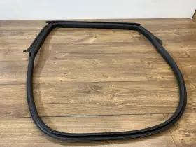 72342 Maserati 2014-2019 Ghibli Front Door Gasket Weather Seal Left Side Oem
