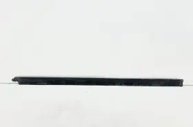 A1646904862 Mercedes 2002-2012 Ml Gl Door Cover Strip Seal Front Right