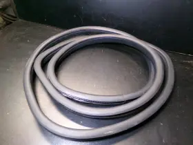 1646900398 Mercedes-benz Rear Door Weather Strip Seal 06-11 W164 Ml350 Ml500