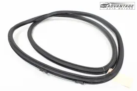 1776920000 Mercedes-benz 2019-2022 A220 V177 Sedan Front Right Doorway Weatherstrip Seal Oem