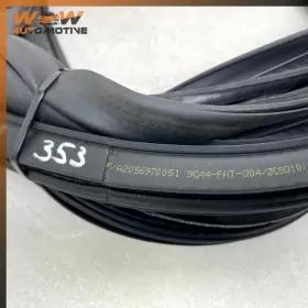 2056970051 Mercedes-benz 15-21 W205 C300 C400 Front Right Door Body Weatherstrip Seal Oem #3