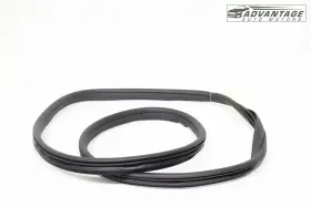21369711009g44 Mercedes-benz 2019 E300 W213 Sedan Rear Right Side Doorway Weatherstrip Seal Oem 21369711009g44 Mercedes-benz 2019 E300 W213 Sedan Rear Right Side Doorway Weatherstrip Seal Oem