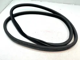 221-697-11-51 Mercedes-benz 2014 S550 Rear Passenger Side Door Body Weatherstrip Seal Oem