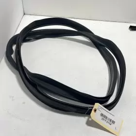 222-750-03-00 Mercedes-benz 2014-2017 S550 W222 Rear Trunk Deck Lid Tailgate Weatherstrip Seal Oem #2