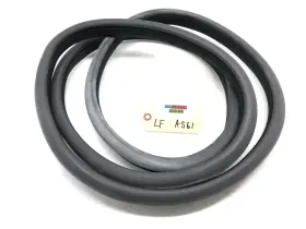 2226910151 Mercedes-benz 2014-2017 W222 S550 Left Driver Front Door Weatherstrip Seal Oem