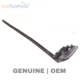 2307200524 Mercedes-benz 2009-2012 Sl63 Amg - Front Left Exterior Door Gasket / Window Seal