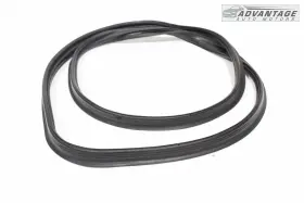 A1176930100 Mercedes-benz 2014-2019 Cla250 C117 Sedan Rear Trunk Lid Weatherstrip Seal Rubber Oem