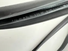 A2126970051 Mercedes-benz 2010-2016 W212 E350 Front Left Or Right Side Door Weatherstrip Seal Oem #2
