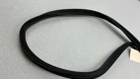 A2127500098 Mercedes-benz 2010 - 2016 E350 Rear Trunk Lid Weatherstrip Seal Oem #2