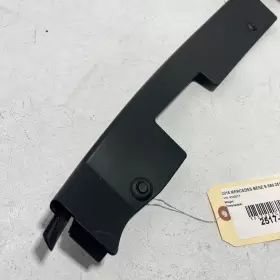A222-720-04-78 Mercedes-benz 2014-2017 S550 W222 Front Passenger Door Forward Weatherstrip Seal Oem #2