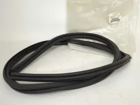 Mr959738 Mitsubishi New Oem Genuine Rear Door Weather Body Seal 1999-2003 Galant Rh