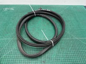 76921-5sf0a Nissan 16-25 Leaf - Front Left Or Right Side Door Body Weatherstrip Seal Oem