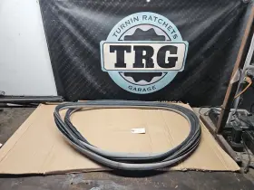 76924-8s500 Nissan 05-06 Titan Se Le Xe Rear Left Door Body Welt Weatherstrip