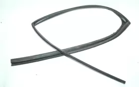 6815147060 Oem 16-21 Toyota Prius Rear Right Rh Door Window Weather Strip Seal