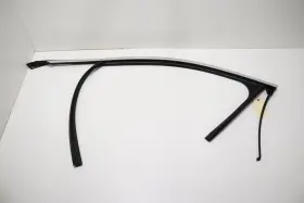 84150965 Oem 2016 - 2020 Cadillac Ct6 Front Left Door Window Weatherstrip Seal Moulding #2