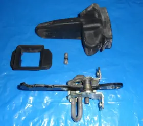 51228159256 Oem Bmw 1997-1998 E39 540i 528i. Rear Door Brake