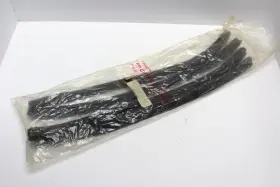 644-531-911-22 Porsche Nos Original 356 Door Seal For Cabriolet Speedster Convertible D 644-531-911-22 Porsche Nos Original 356 Door Seal For Cabriolet Speedster Convertible D