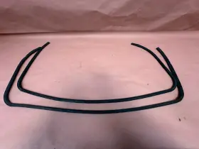 91453181310 Porsche 914 Door Weather Strip Seal Gasket Molding Pair Oem 12k Miles #3