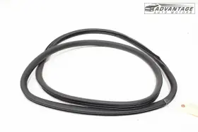 95853936703 Porsche 2011-2018 Cayenne E2 92a Rear Right Side Doorway Weatherstrip Seal Oem 95853936703 Porsche 2011-2018 Cayenne E2 92a Rear Right Side Doorway Weatherstrip Seal Oem
