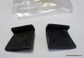 70-1460-70 Steele Rubber Products 1961-62 Gm Door Hinge Pillar Seals #70-1460-70 Pontiac Chevy Buick New