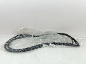 63511-sj010 Subaru 2019-2023 Forester Front Left Door Weatherstrip Oem