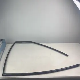 63527sc020 Subaru Oem Forester Run Channel Rear Door Rh 63527sc020 Subaru Oem Forester Run Channel Rear Door Rh