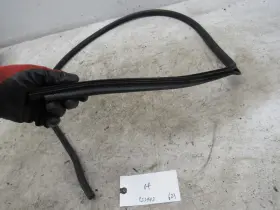 83660-65d00 Suzuki Door Glass Run Channel Grand Vitara 1999 2005 Passenger Front Weather Strip Seal #3