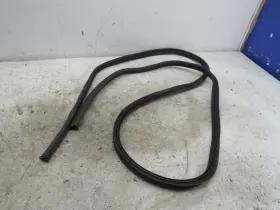 8468165d00 Suzuki Trunk Weather Strip Belt Grand Vitara 1999 2005 Rear Back Tailgate Body Rubber