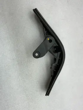 1049385-00-c Tesla 2016-2020 Model X Rear Driver Side Exterior Door Seal Left -1049385-00-c