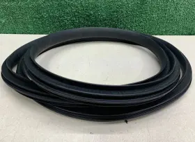 1497673-00-e Tesla 2020-2023 Model Y Front Passenger Right Door Body Weatherstrip Rubber Seal #2