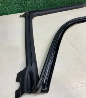 1606734 Tesla 2021-2024 Model S Rear Driver Left Body Rubber Seal Lh Oem #3